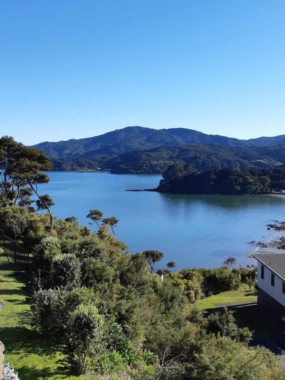 Coromandel Seaview Motel Exterior photo